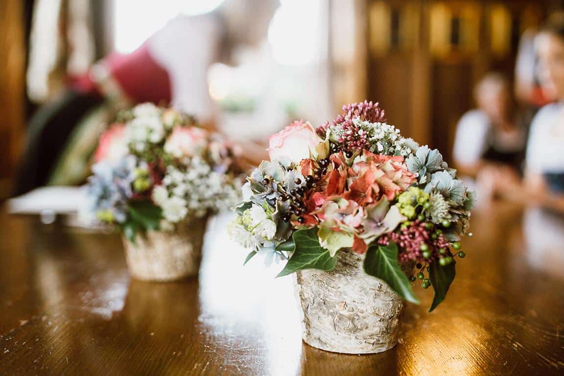 Trachtenhochzeit am schliersee von den snabbox fotografie Steirische tischdeko für hochzeit