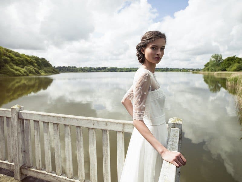 Das Brautkleid Rachel von Lambert Creations passt herrlich zu Boho und Vintage Hochzeiten.