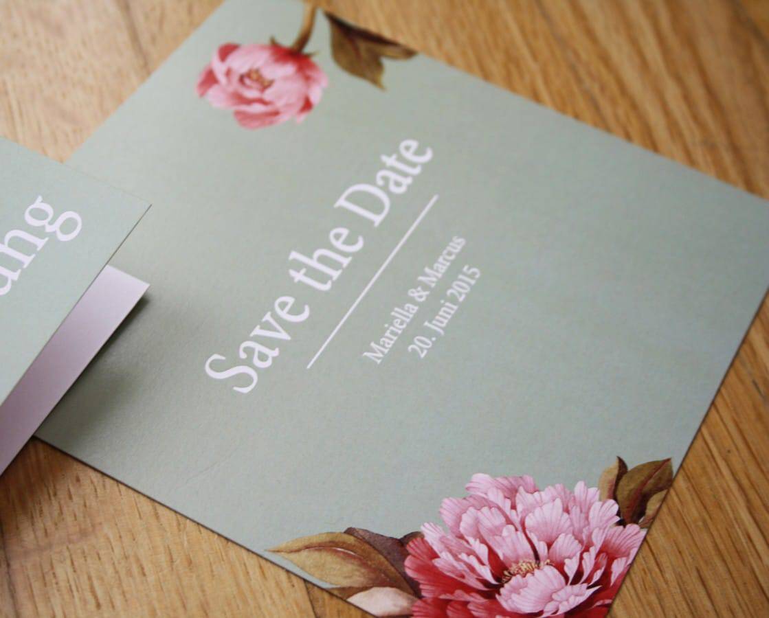 Hochzeitskarte Save the Date im modernen Vintage Stil mit Blumen in Grau Rosa