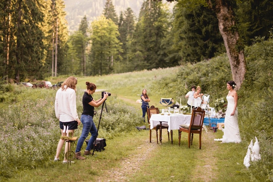 Ein nicht ganz alltäglicher styled shoot im bayerischen Alpen-Dschungel: Making-of „Wie im Traum“