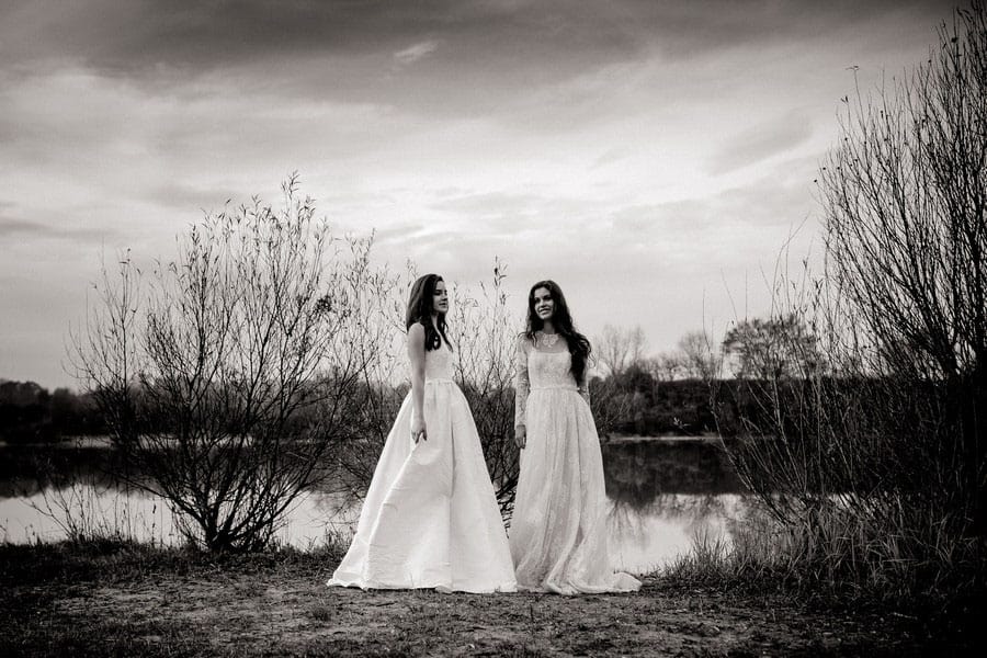 Mystische Fotos aus der Brautkleid-Kollektion 2017 von Elfenkleid