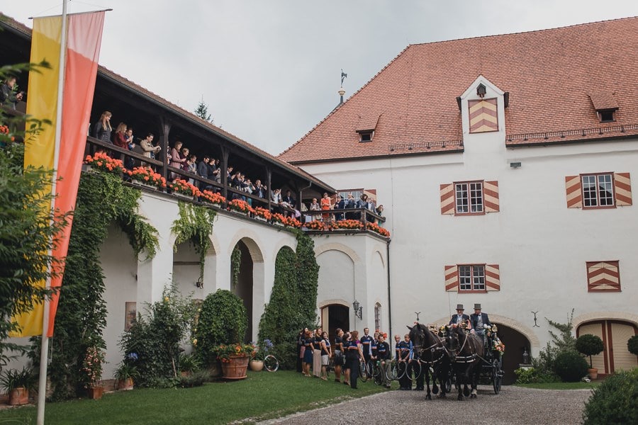 Klassische Hochzeit auf Schloss Kronburg im Allgäu