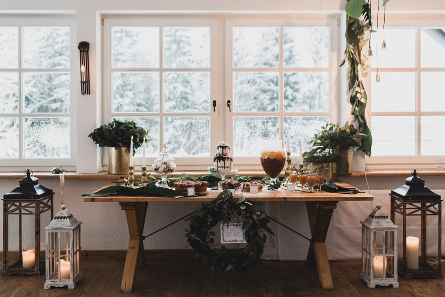 Sweet Table: Ideen für eine elegante Hochzeit in Grün und Gold