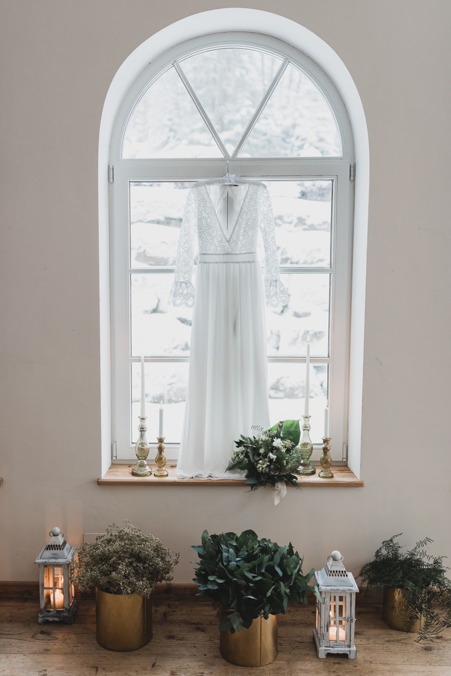 Brautkleid: Ideen für eine elegante Hochzeit in Grün und Gold