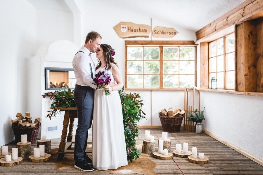 Standesamtliche Hochzeit Zu Zweit In Den Winterlichen Bergen