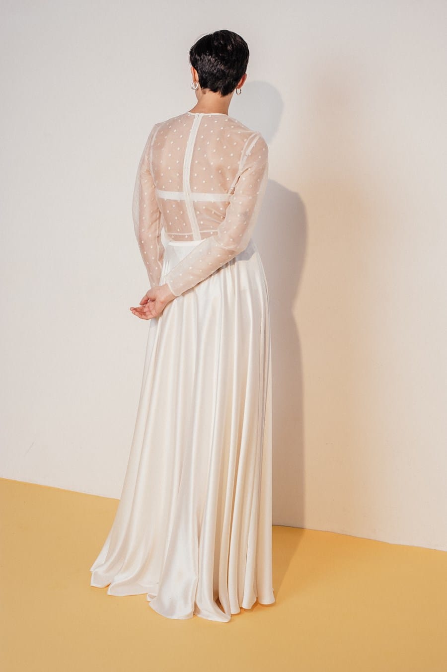 Moderne Brautkleider auch fürs Standesamt von Lilly Ingenhoven